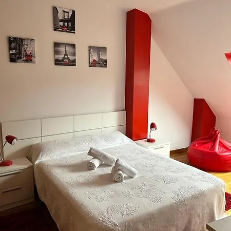 Appartamento Acogedor ático En El Centro De O Porriño