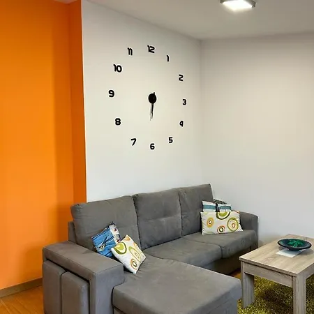 Appartamento Acogedor ático En El Centro De O Porriño